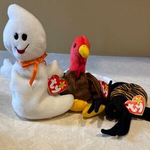 Ty Beanie Babies White Ghost, Red Turkey, and Black Spider Set
